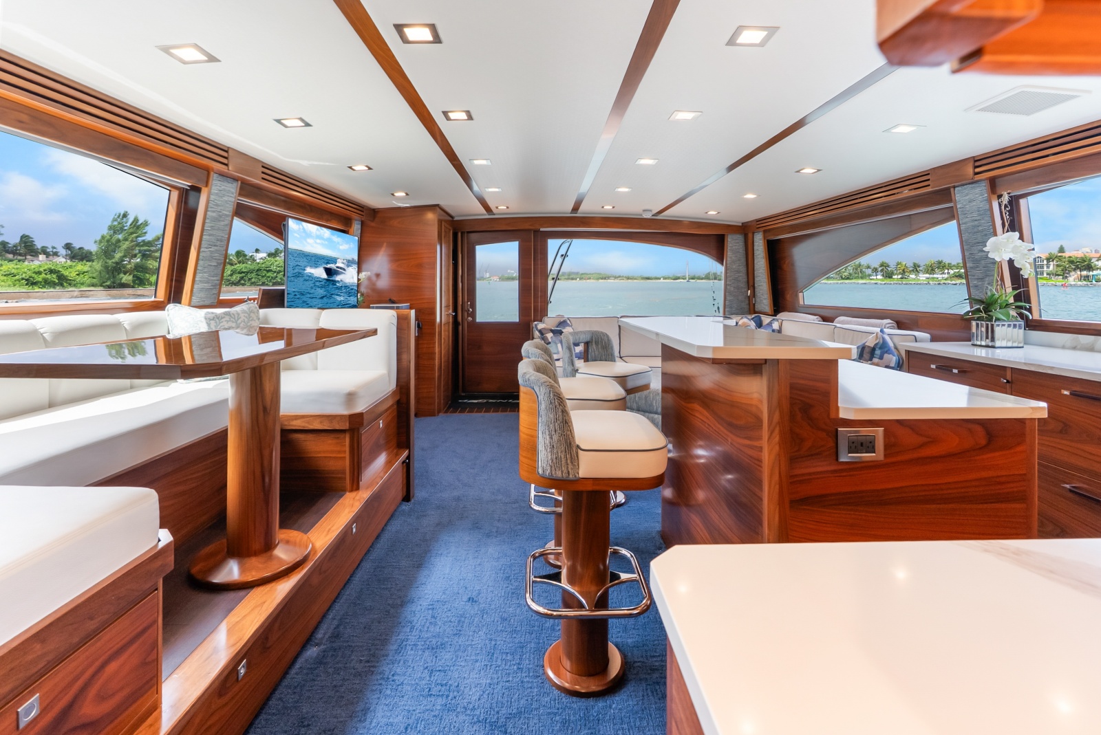 2024 Viking 72 Convertible