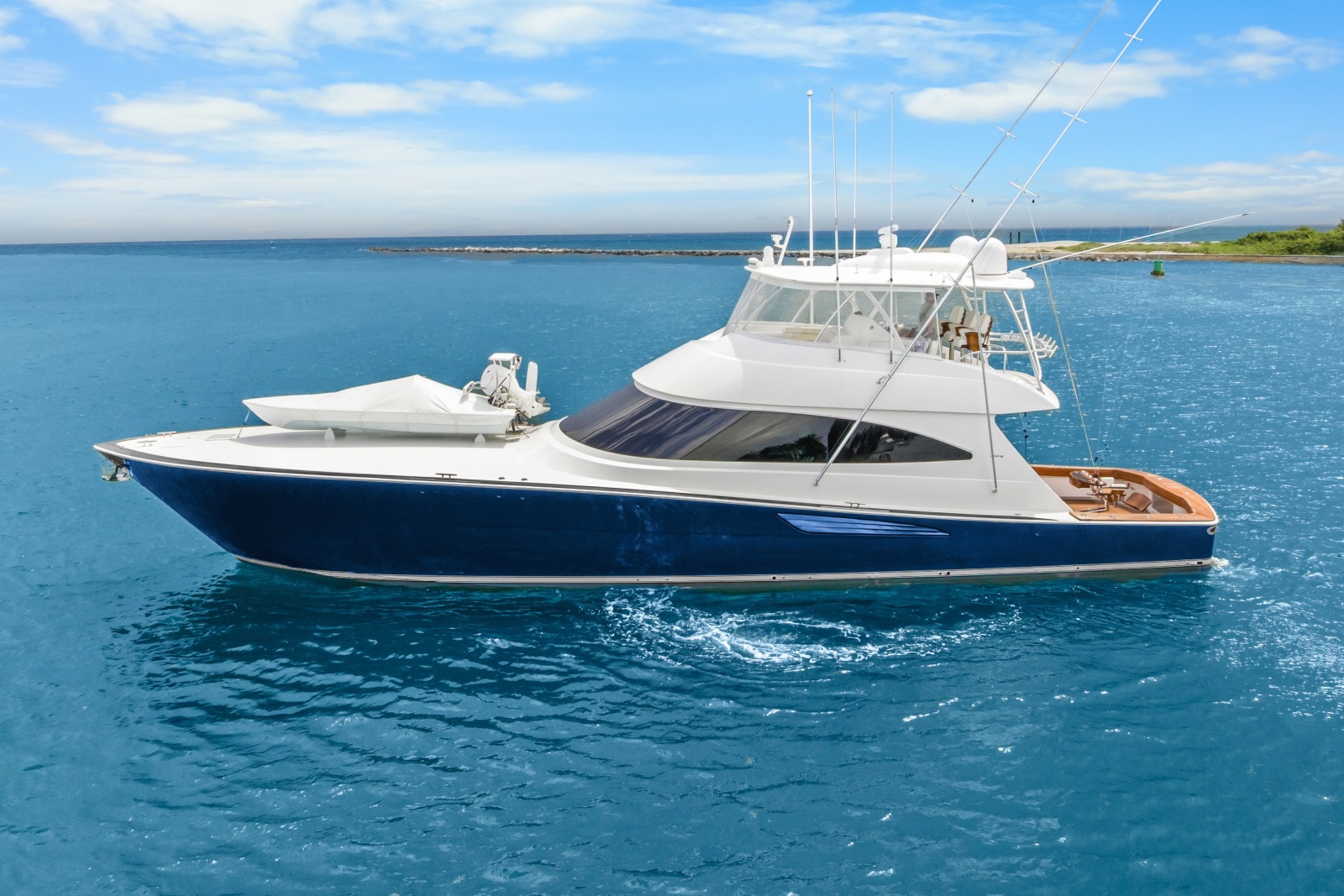 2024 Viking 72 Convertible