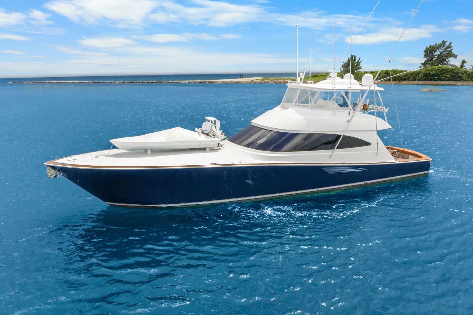 2024 Viking 72 Convertible