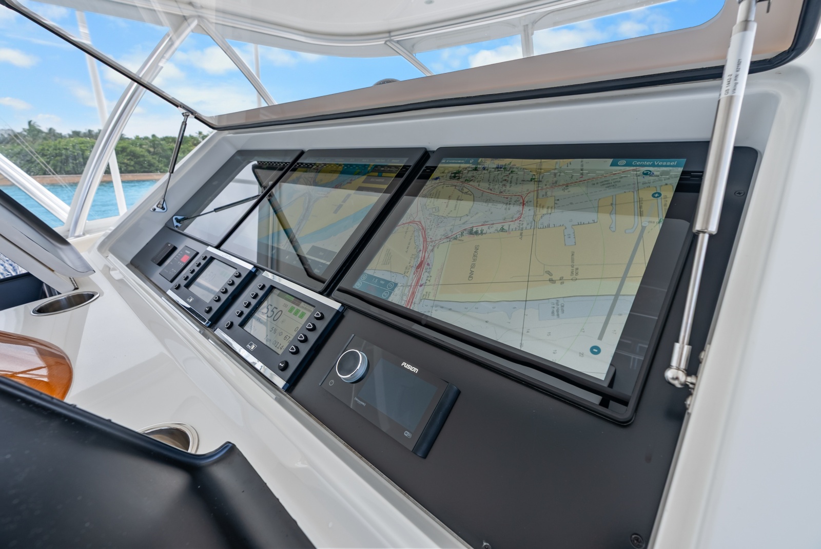 2024 Viking 72 Convertible