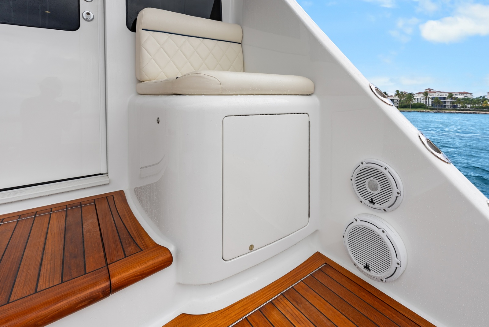 2024 Viking 72 Convertible
