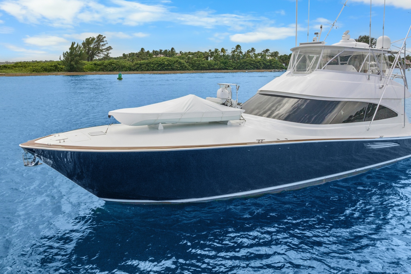 2024 Viking 72 Convertible