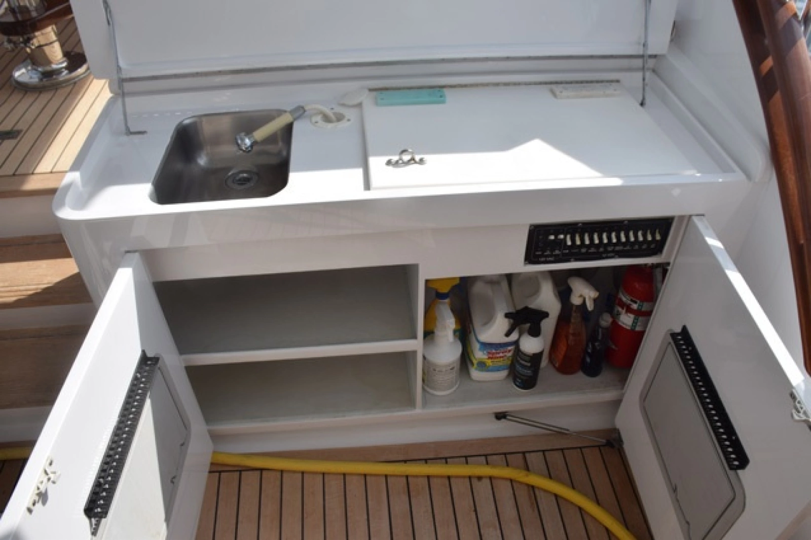 Starboard Cockpit Center