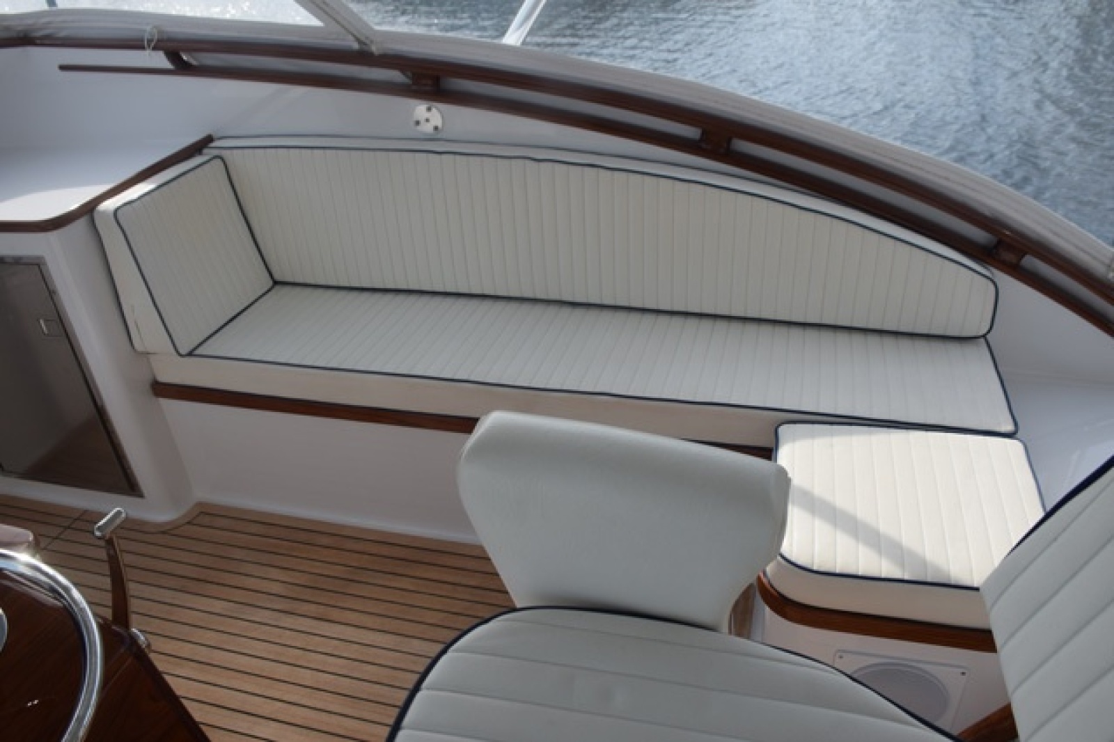 Starboard Companion Bench
