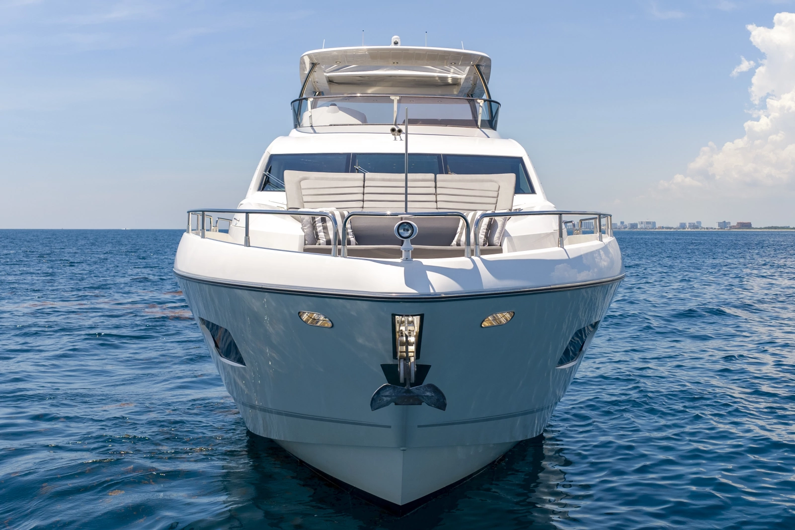 2017 Sunseeker 75 Yacht