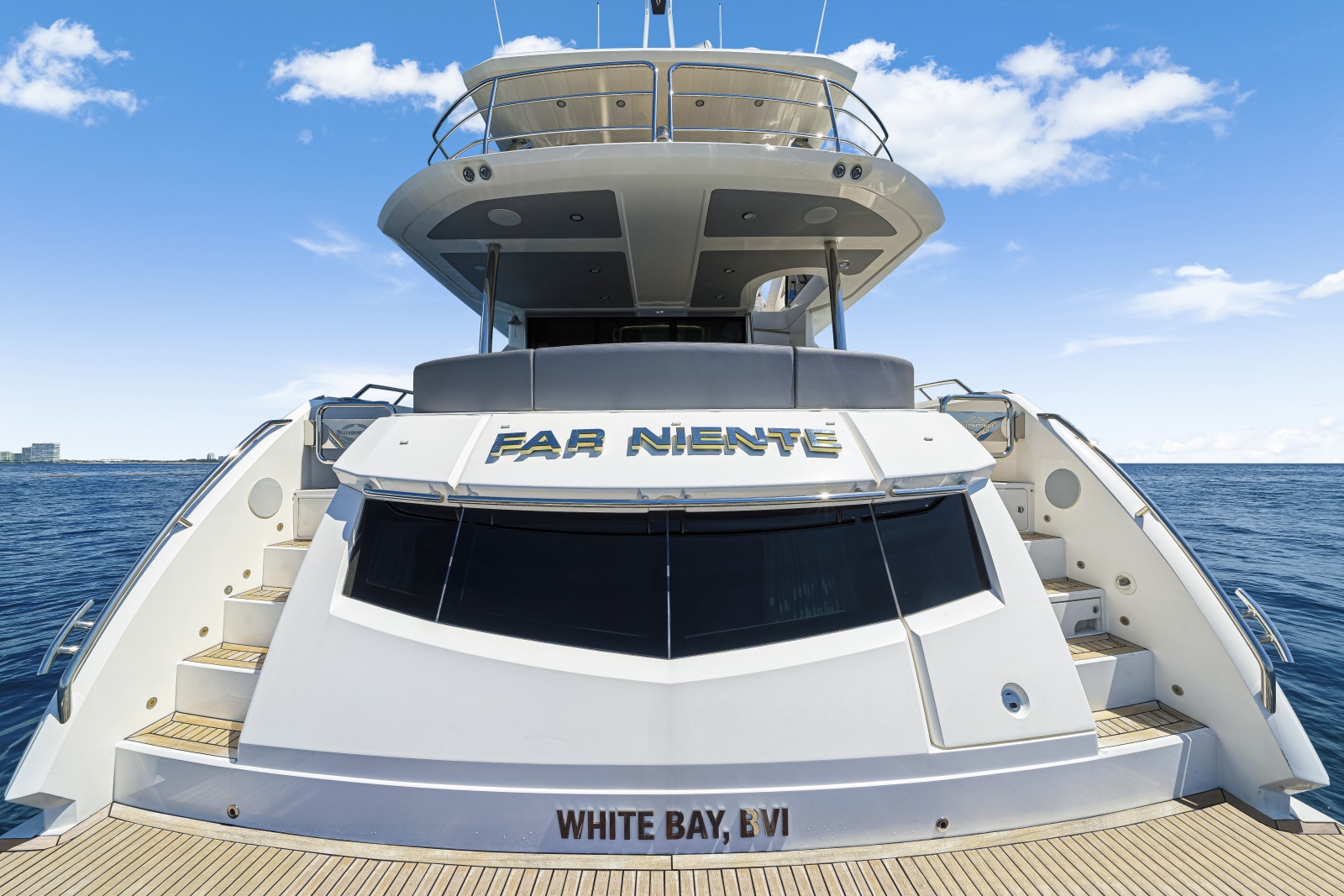 2017 Sunseeker 75 Yacht