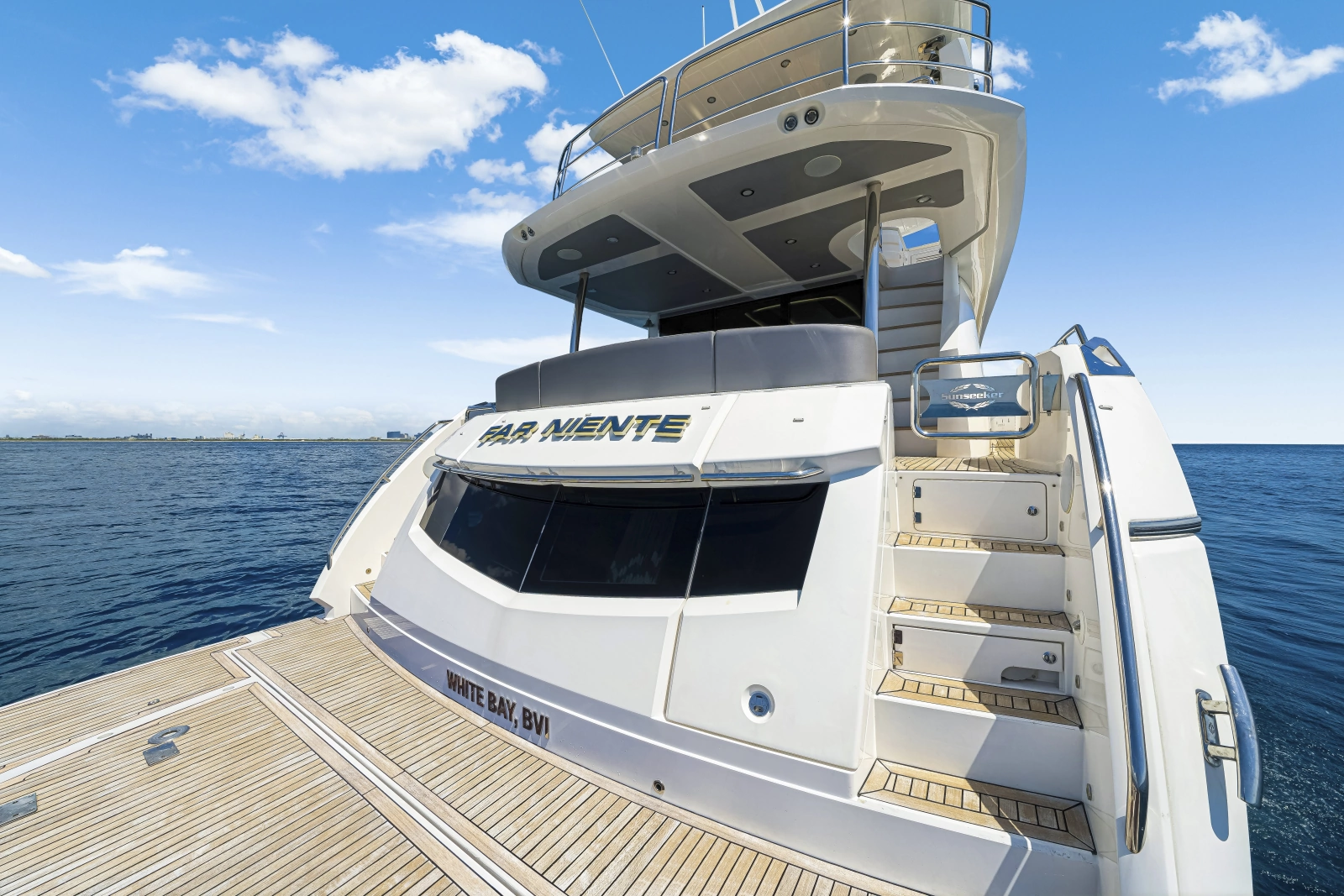 2017 Sunseeker 75 Yacht