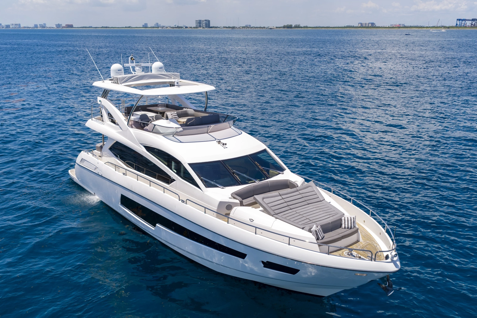 2017 Sunseeker 75 Yacht