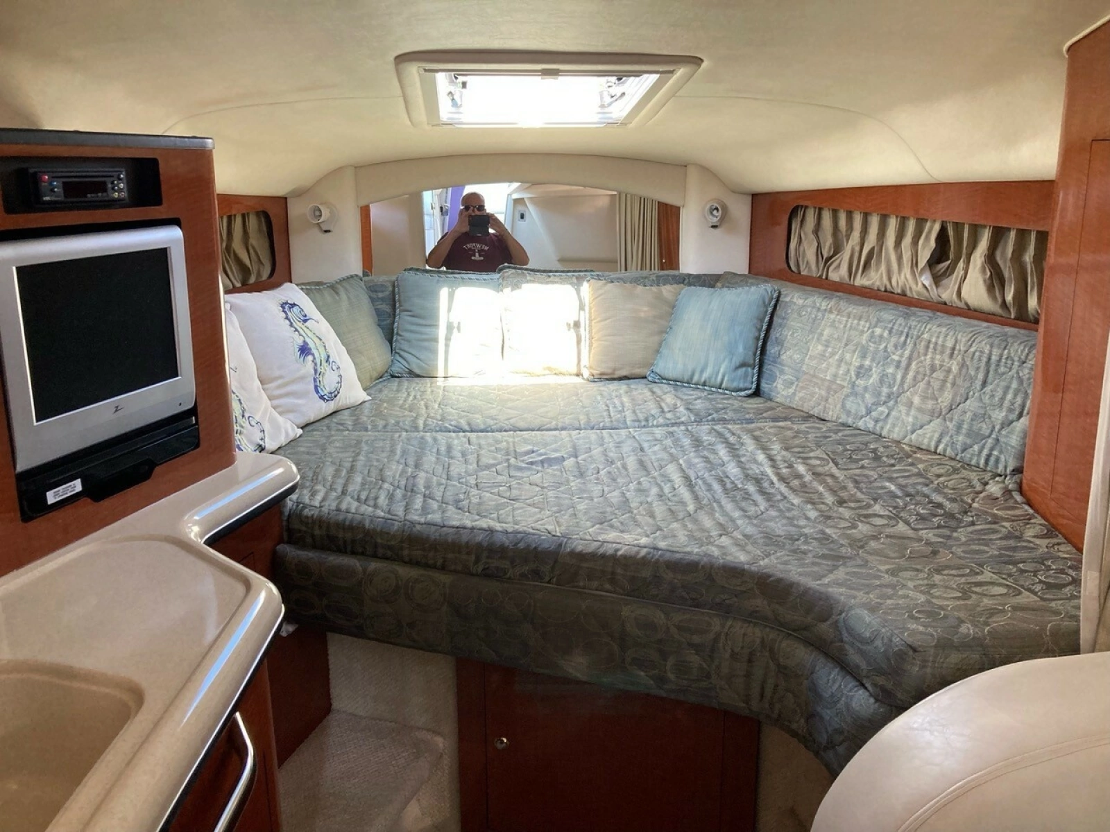 2004 Sea Ray 300 Sun Dancer