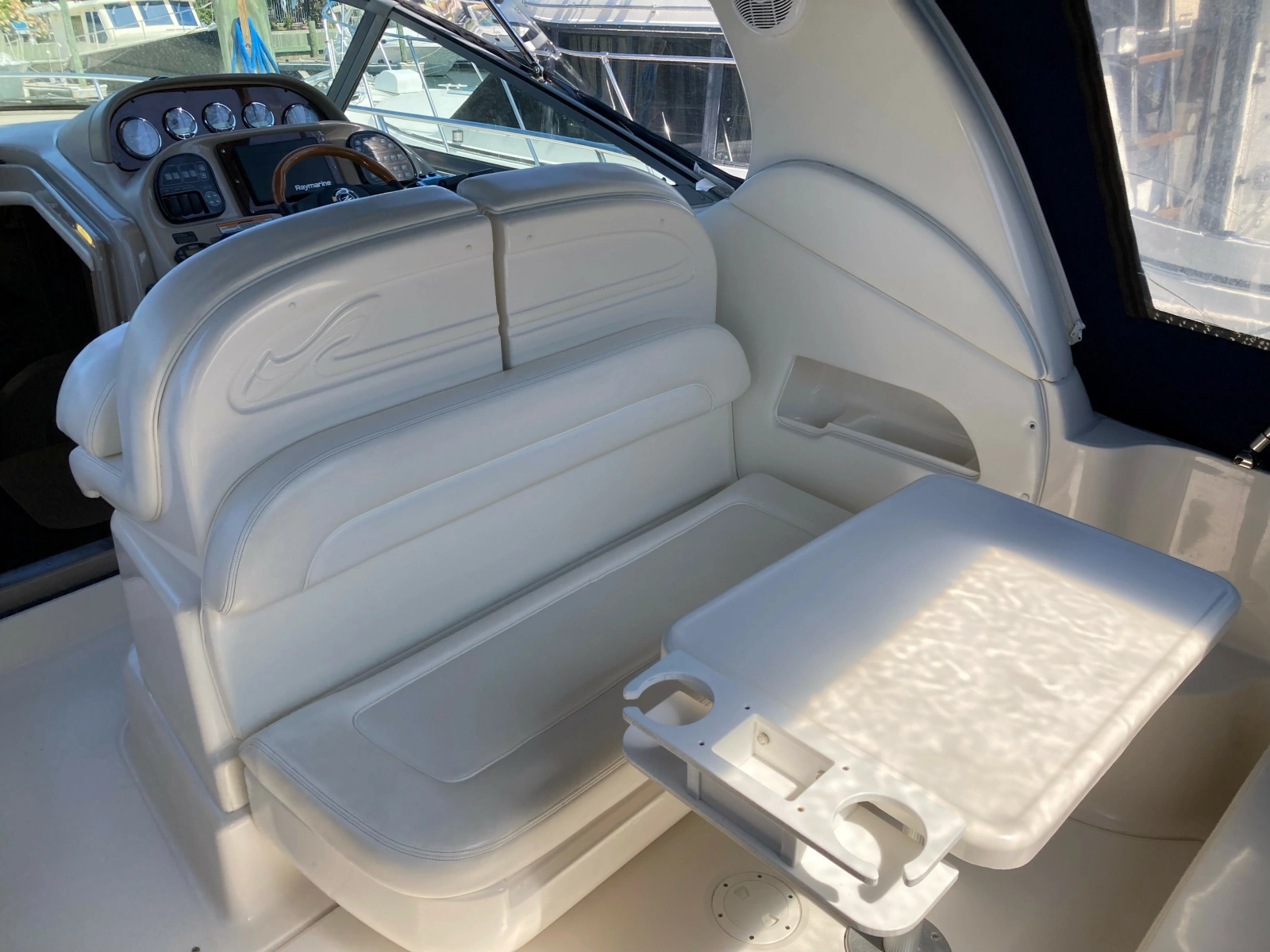 2004 Sea Ray 300 Sun Dancer