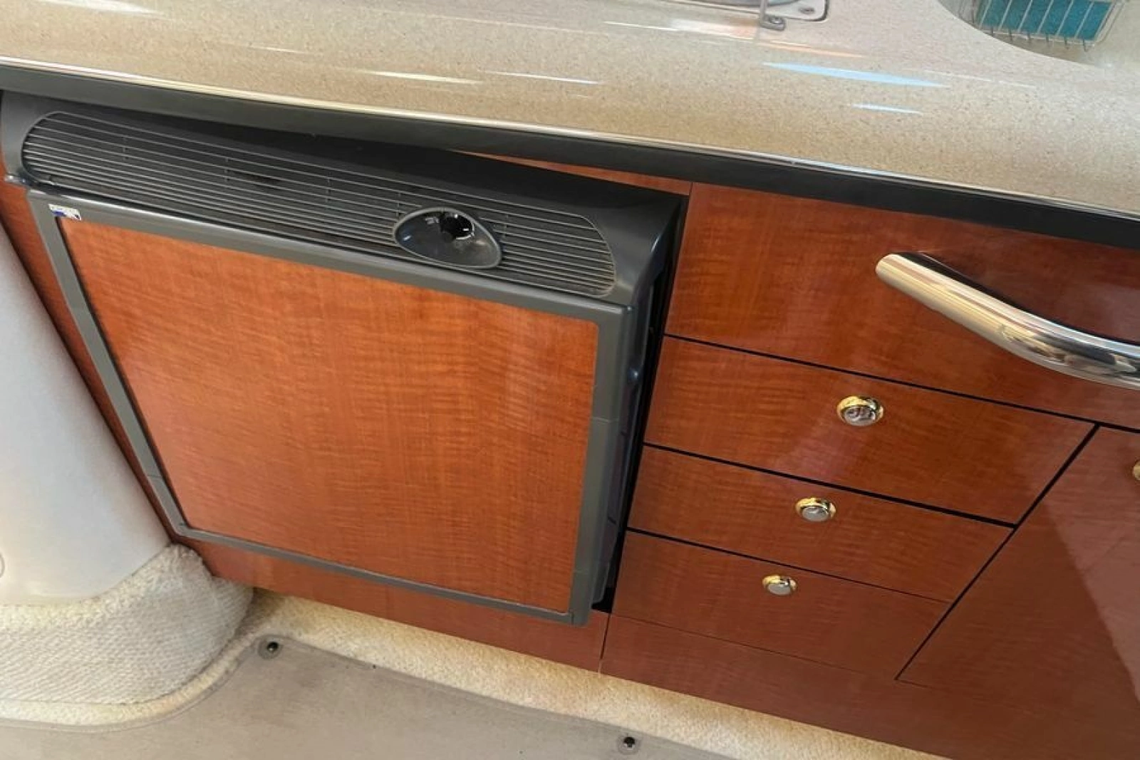 2004 Sea Ray 300 Sun Dancer