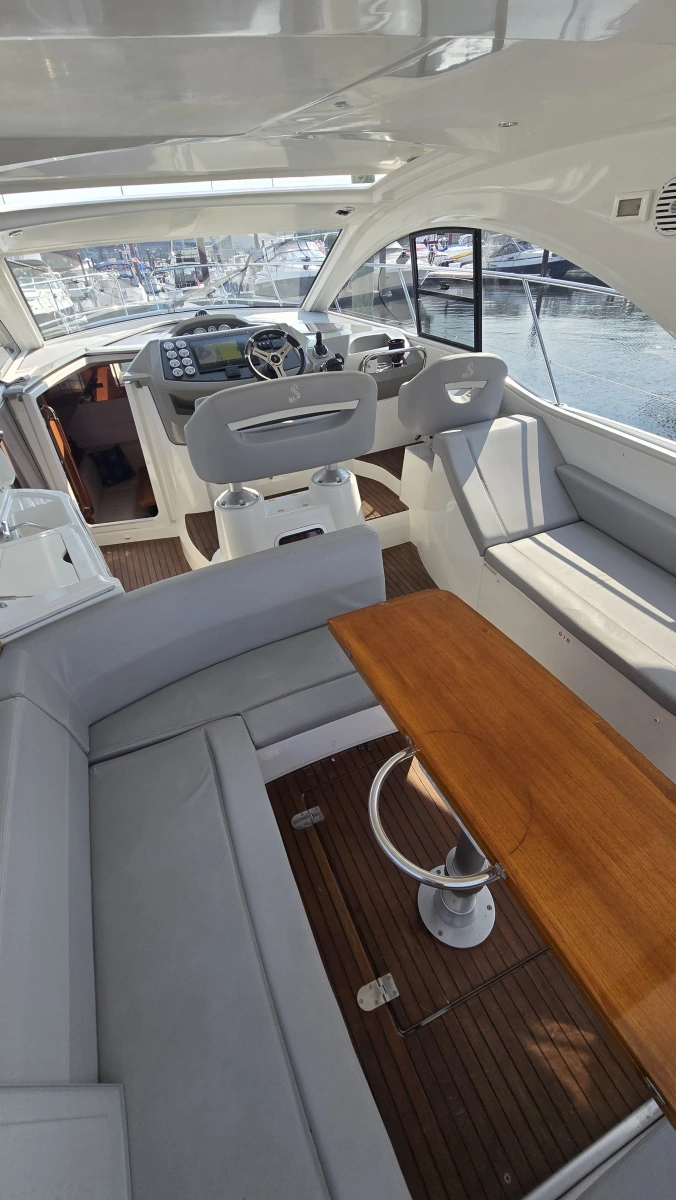 2013 Beneteau Gran Turismo 38
