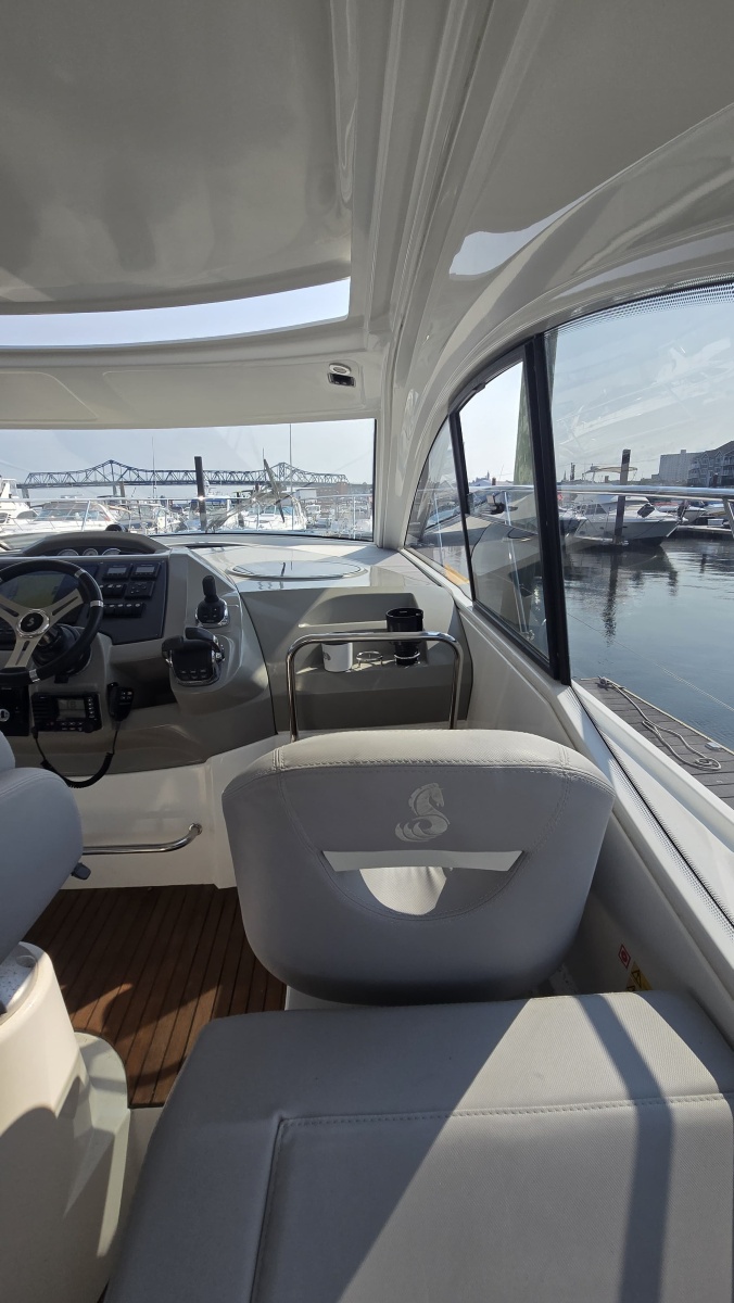 2013 Beneteau Gran Turismo 38