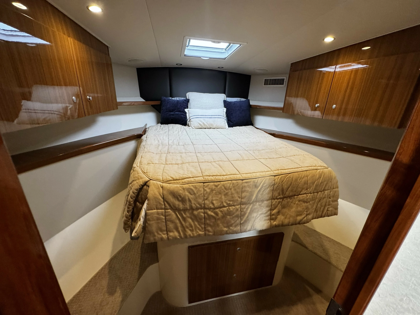 2014 Viking Boats 42 Open