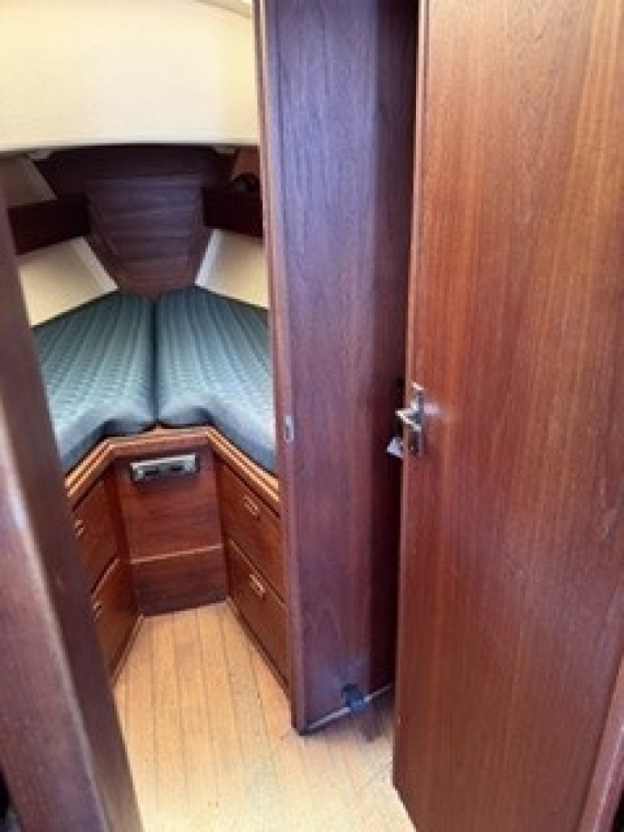 1981 Sabre 28 Series 2