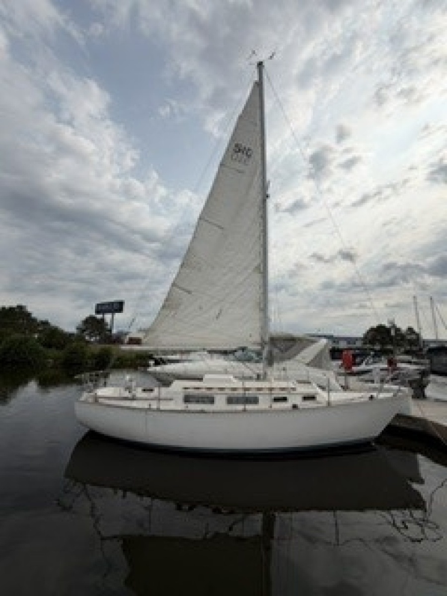 1981 Sabre 28 Series 2
