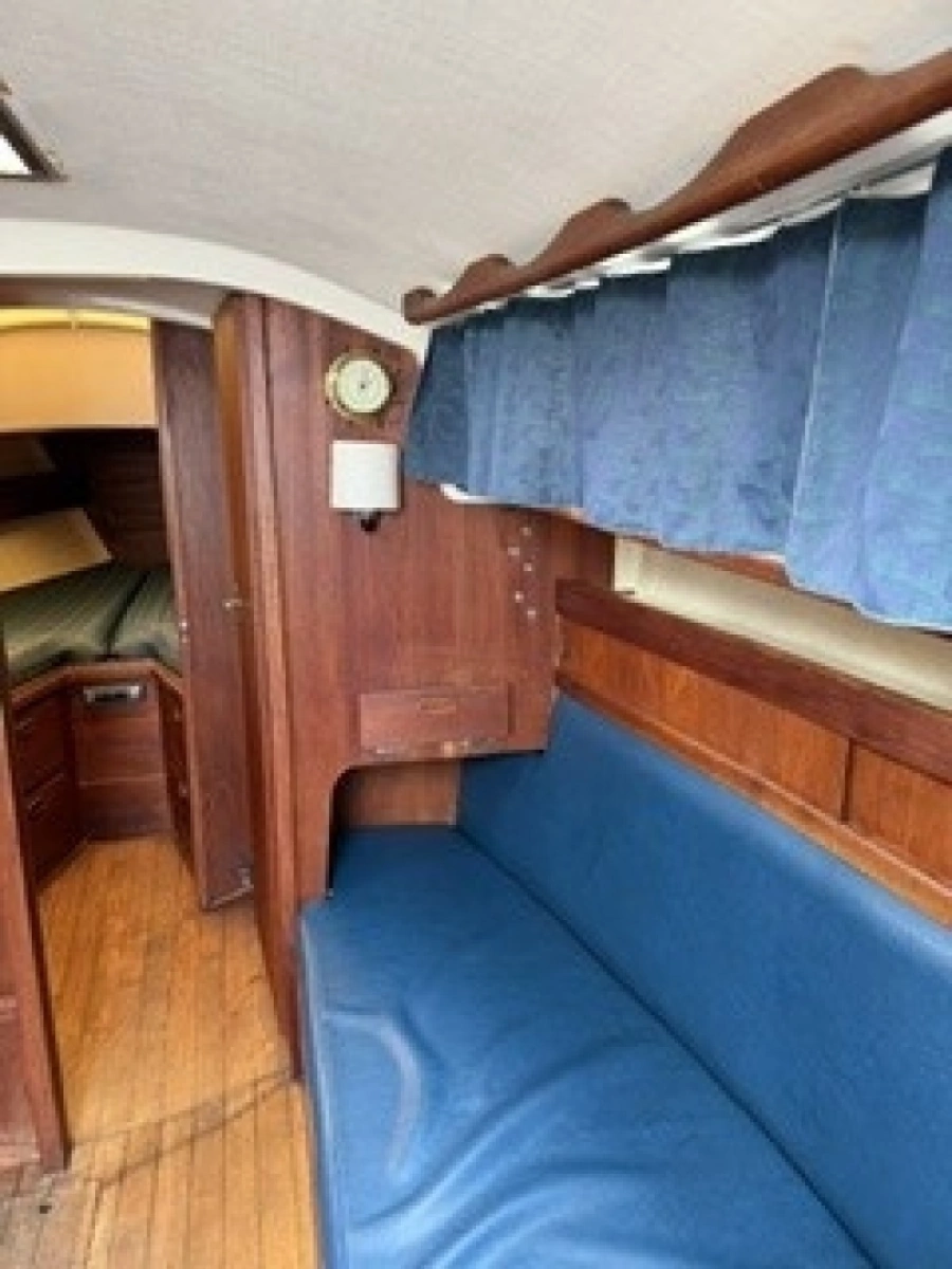 1981 Sabre 28 Series 2