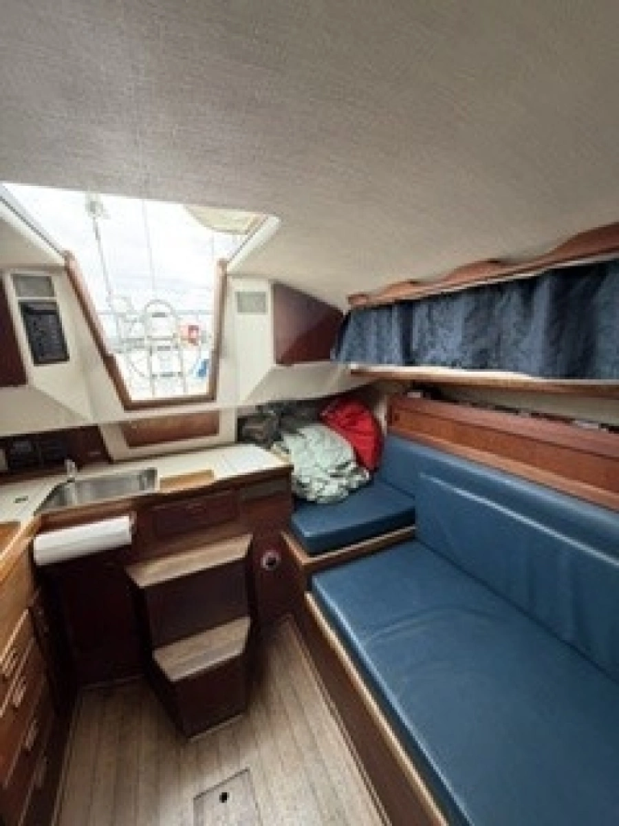 1981 Sabre 28 Series 2