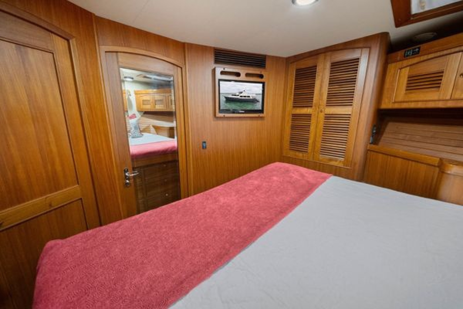 2011 Marlow 70E