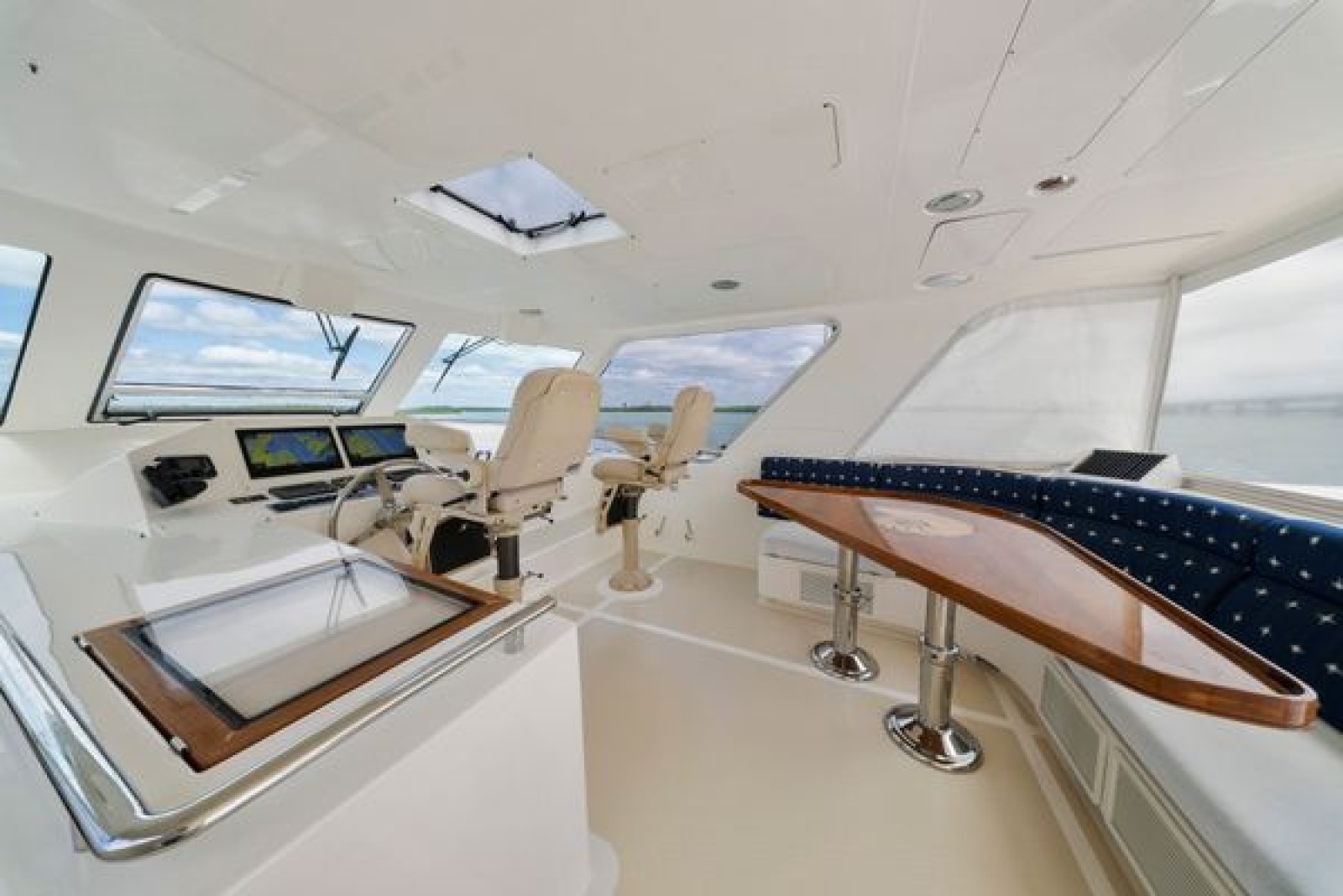 2011 Marlow 70E
