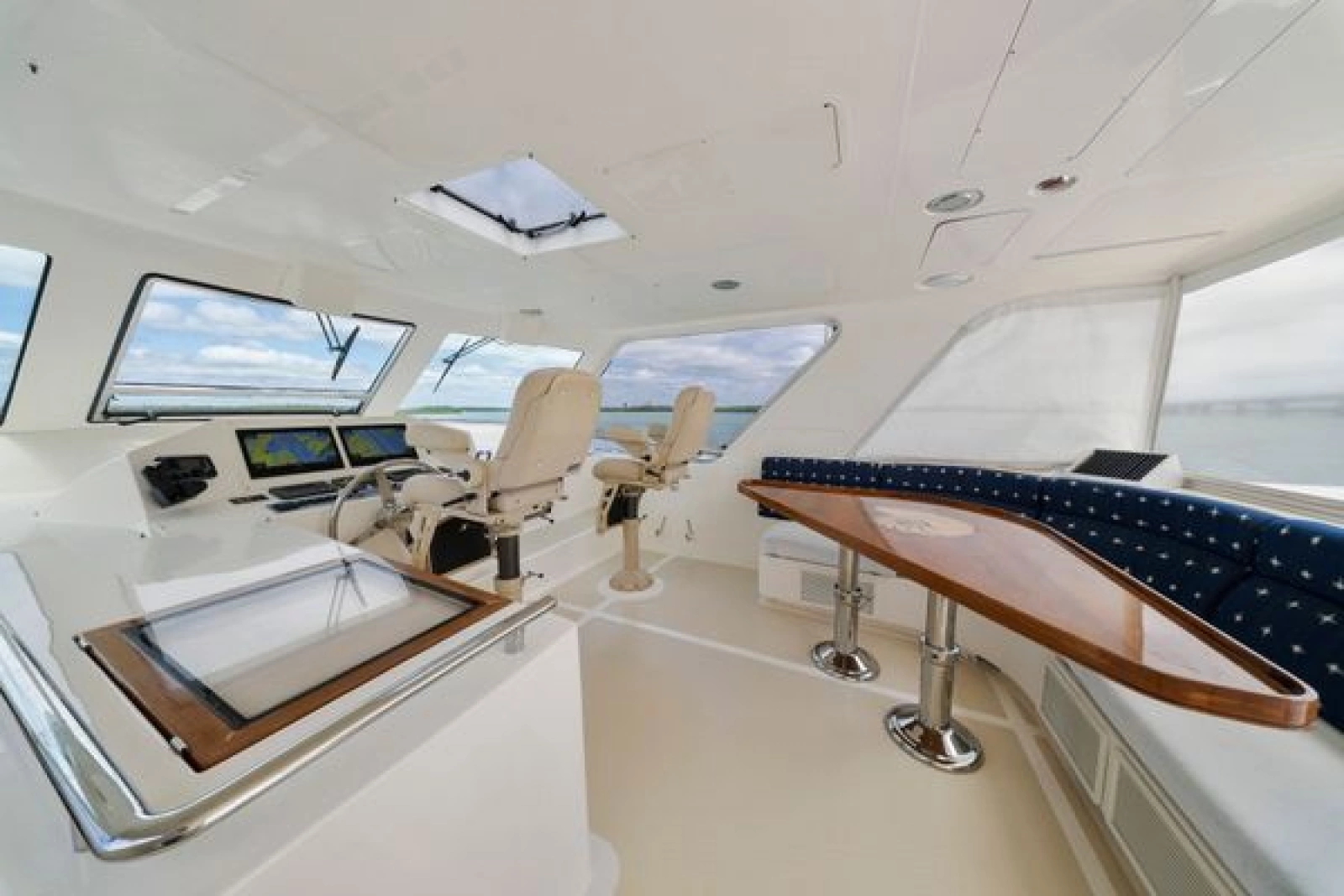 2011 Marlow 70E