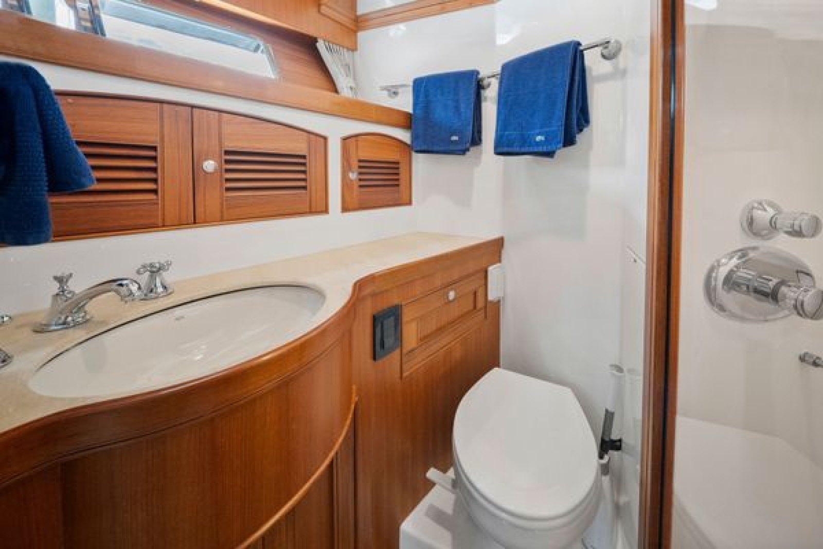2011 Marlow 70E