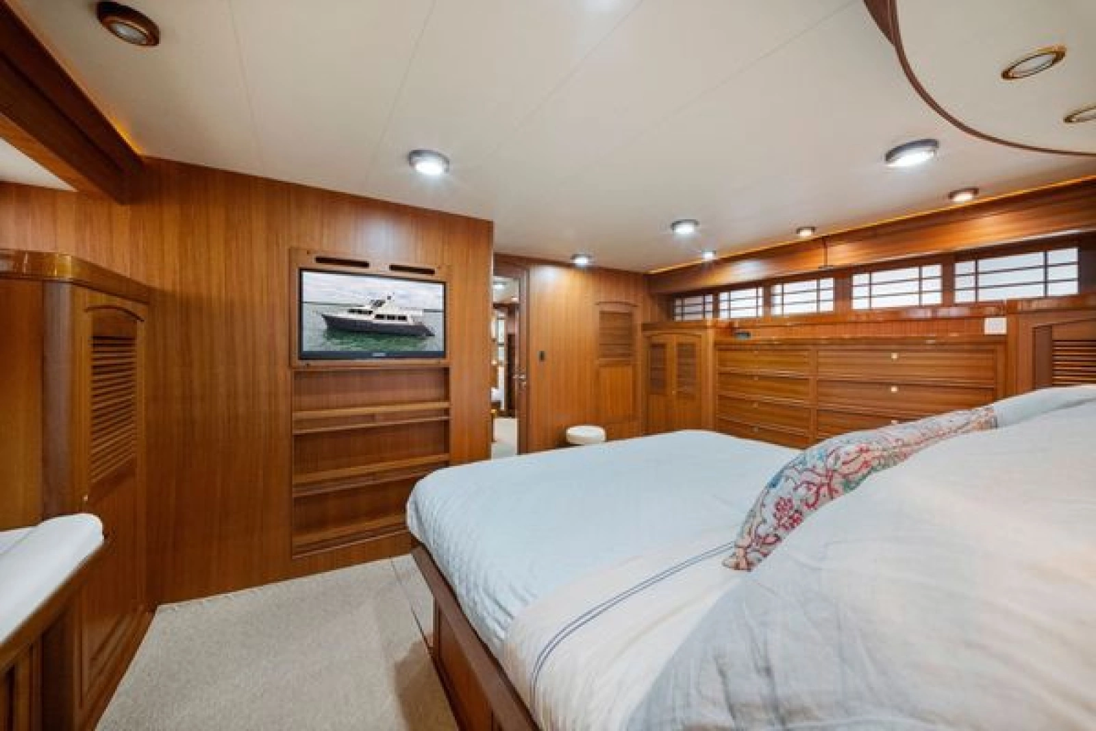 2011 Marlow 70E