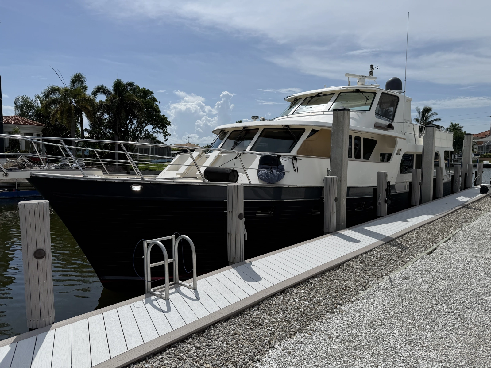 2011 Marlow 70E