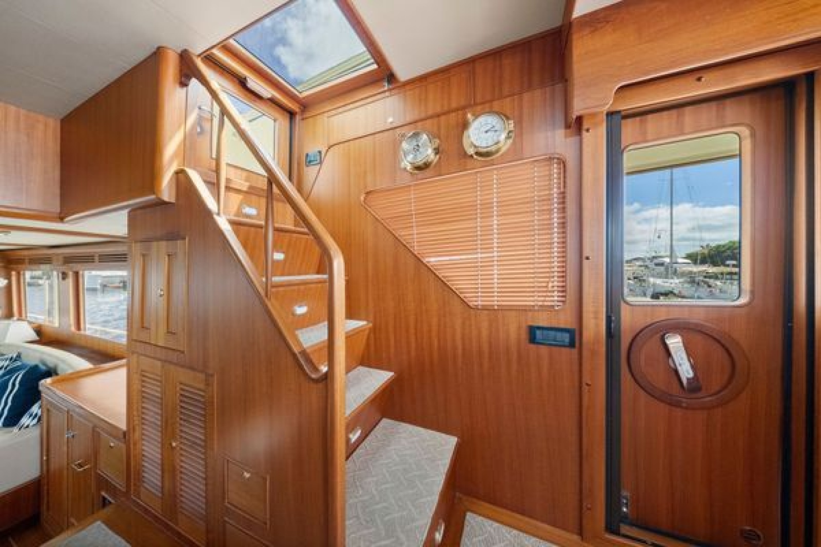 2011 Marlow 70E