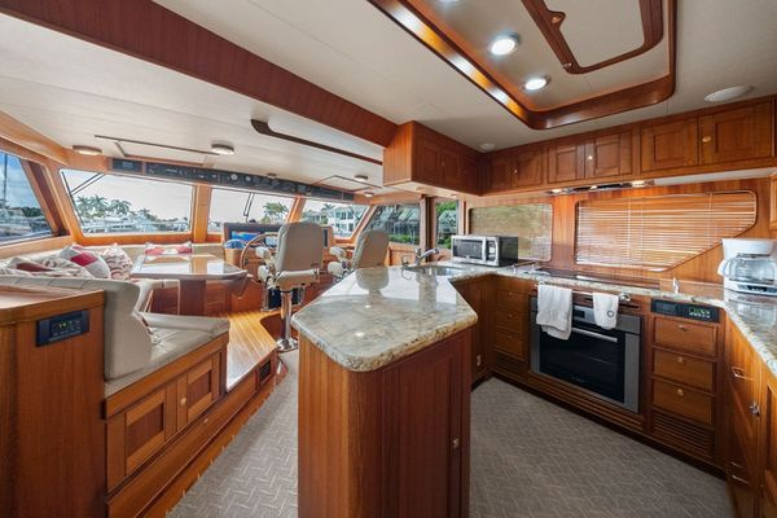 2011 Marlow 70E