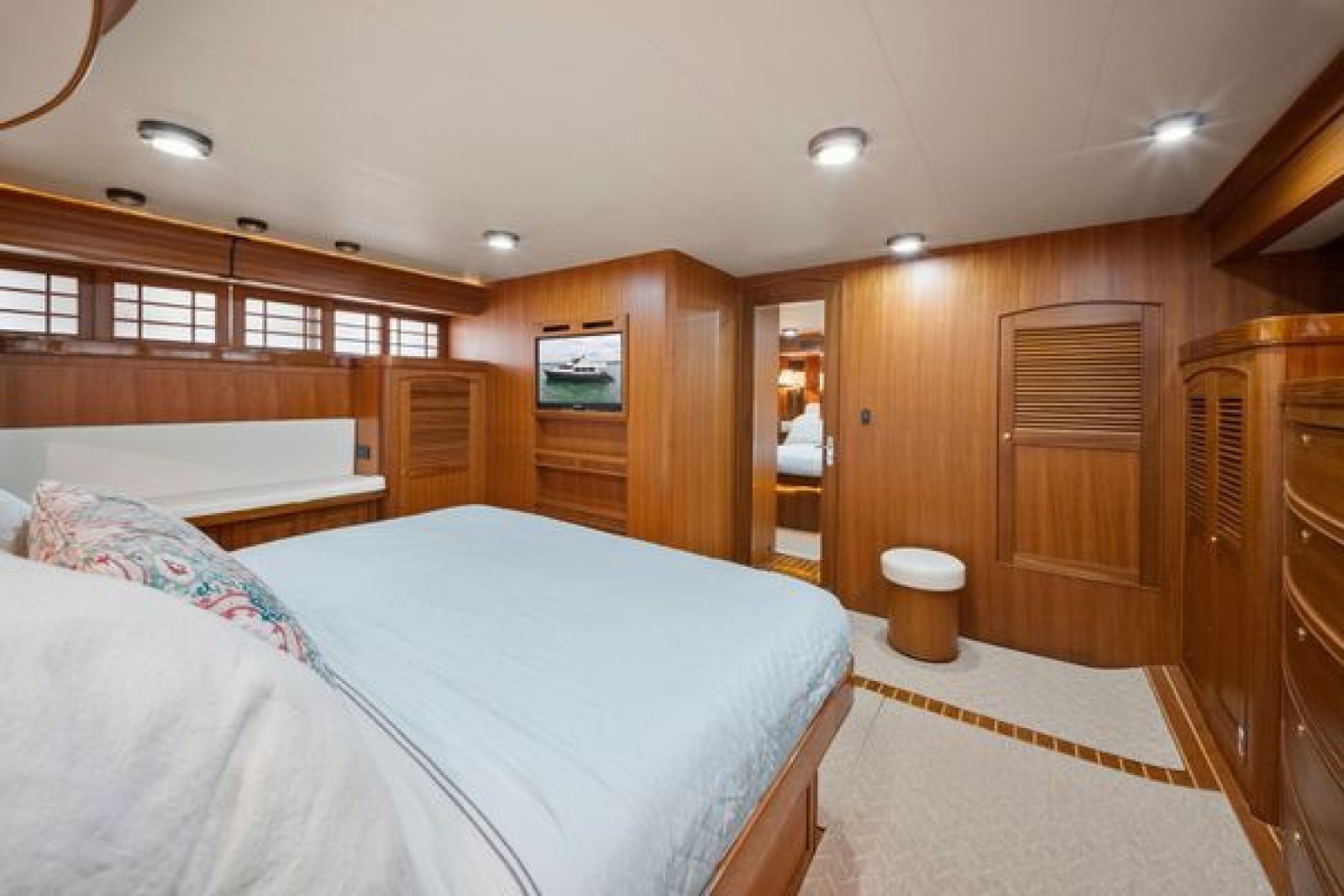 2011 Marlow 70E