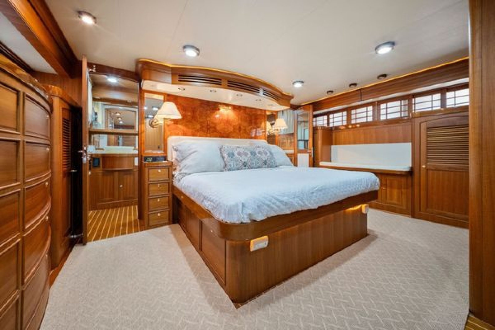 2011 Marlow 70E