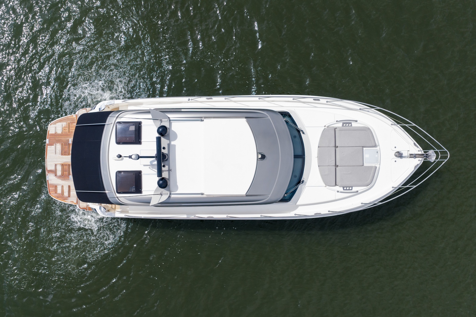 2023 Riviera 4600 Sport Yacht