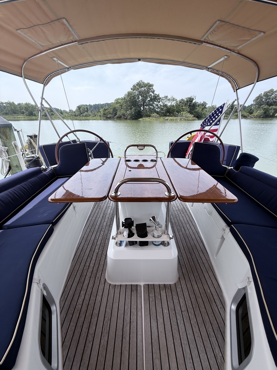 2010 Jeanneau 50 DS