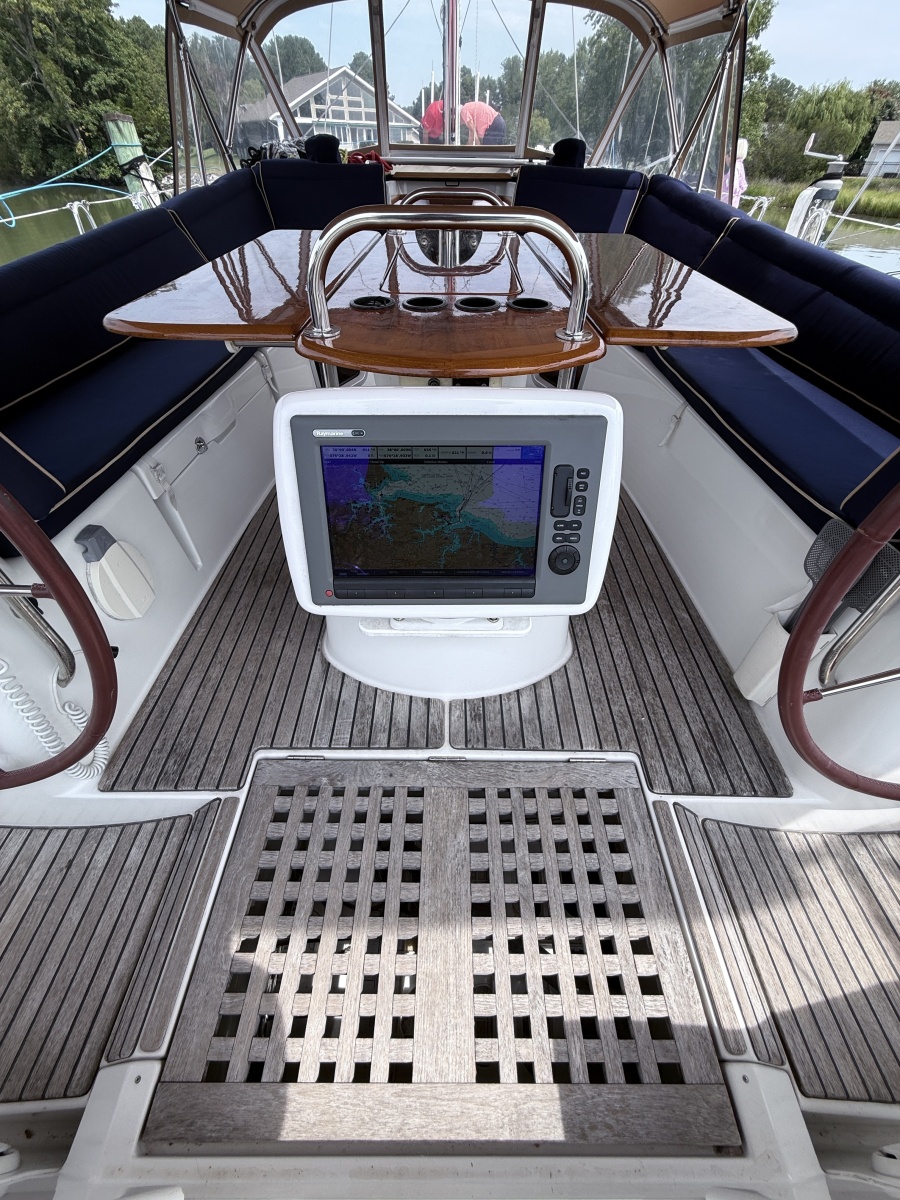 2010 Jeanneau 50 DS