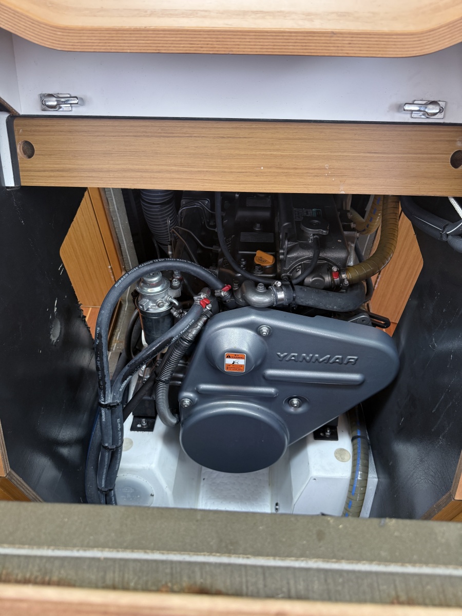 2010 Jeanneau 50 DS