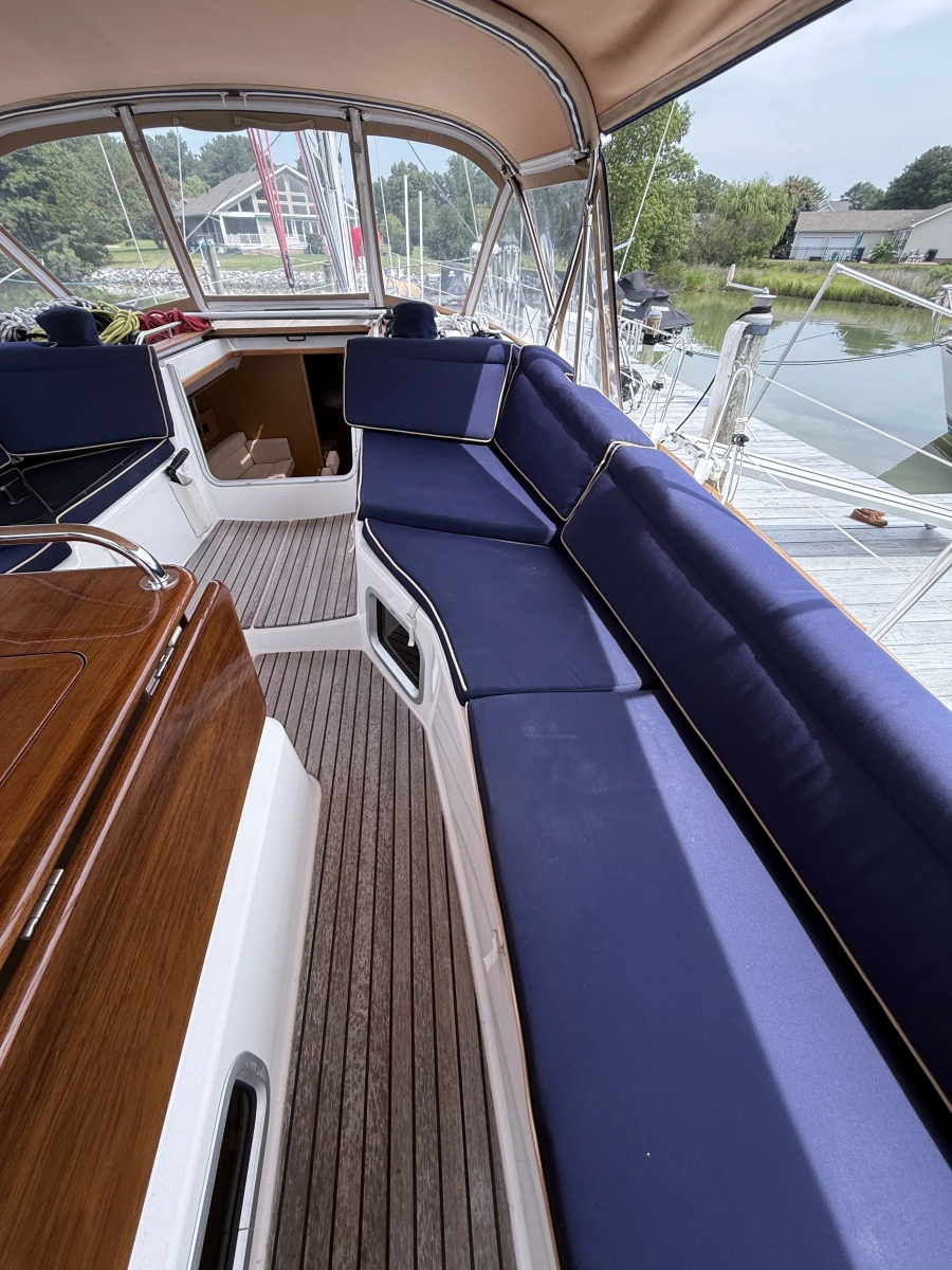 2010 Jeanneau 50 DS