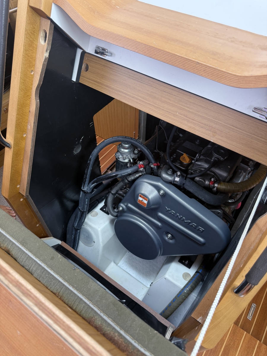 2010 Jeanneau 50 DS