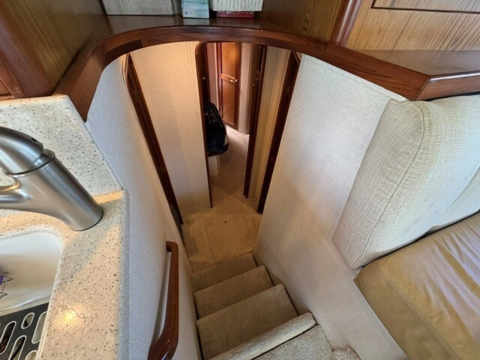 2007 Ocean Yachts 42SS
