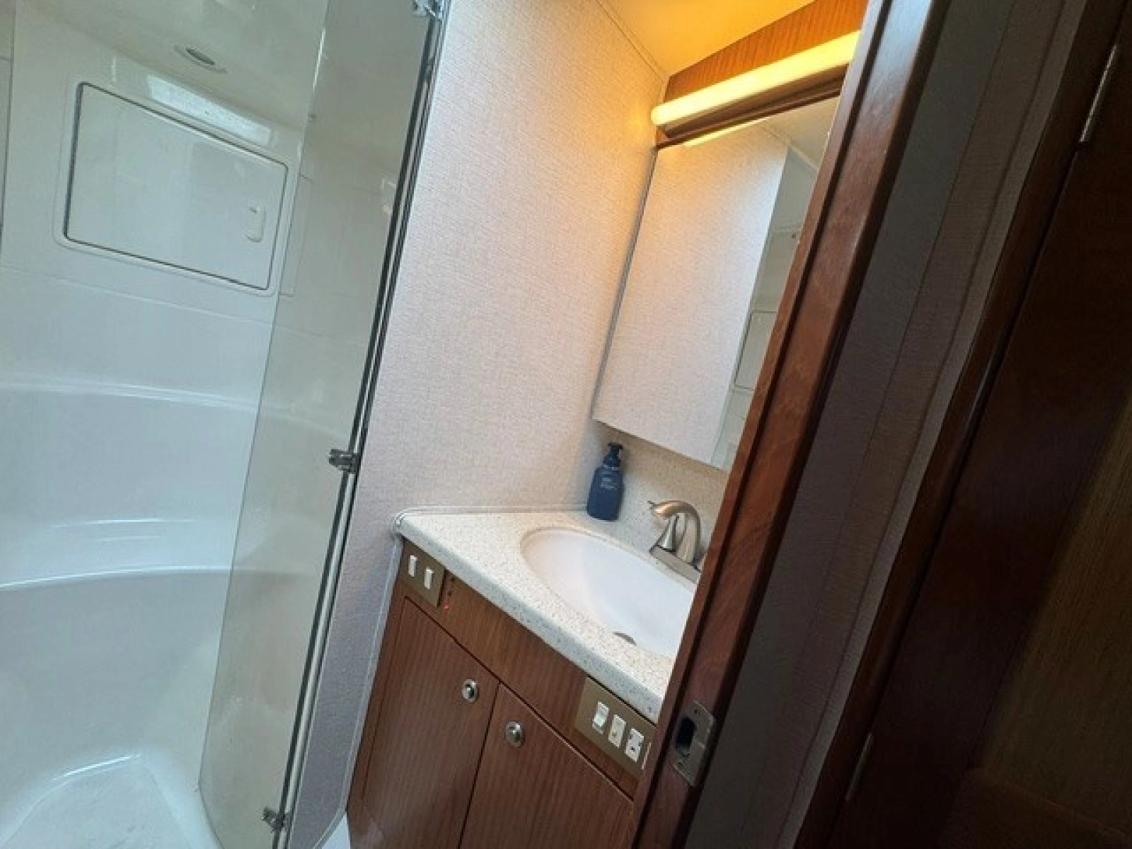 2007 Ocean Yachts 42SS