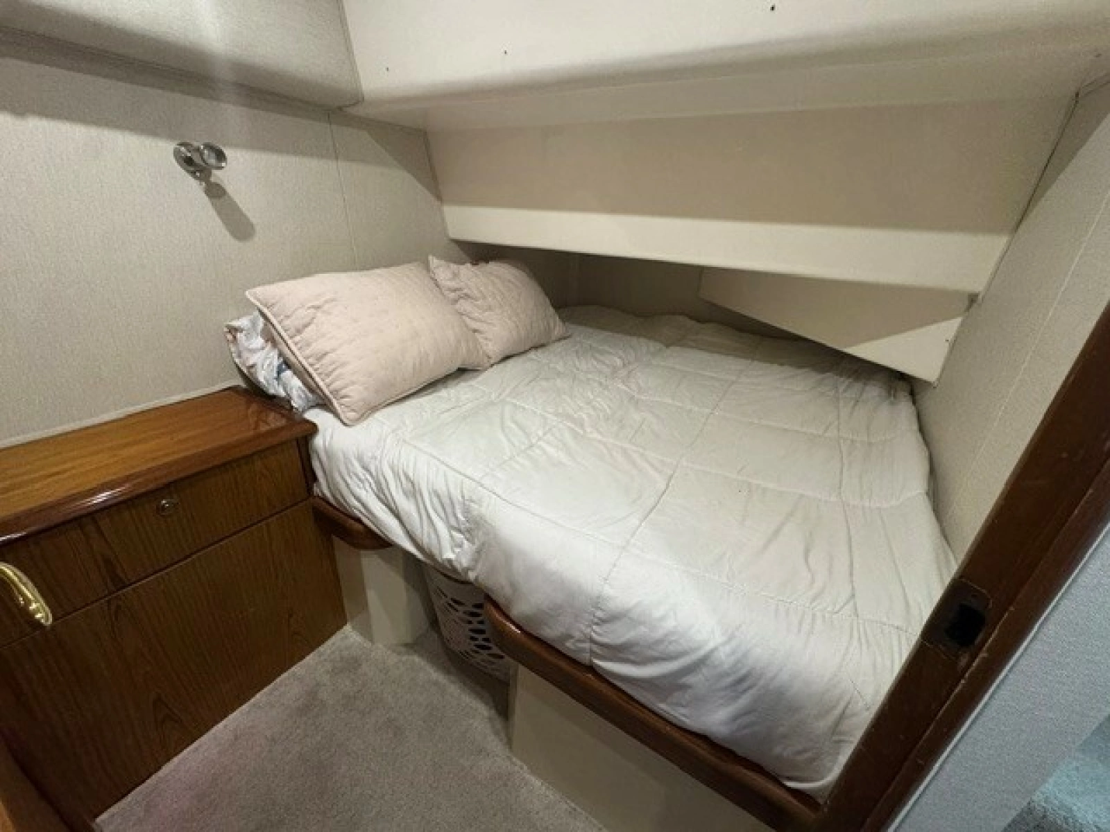 2007 Ocean Yachts 42SS