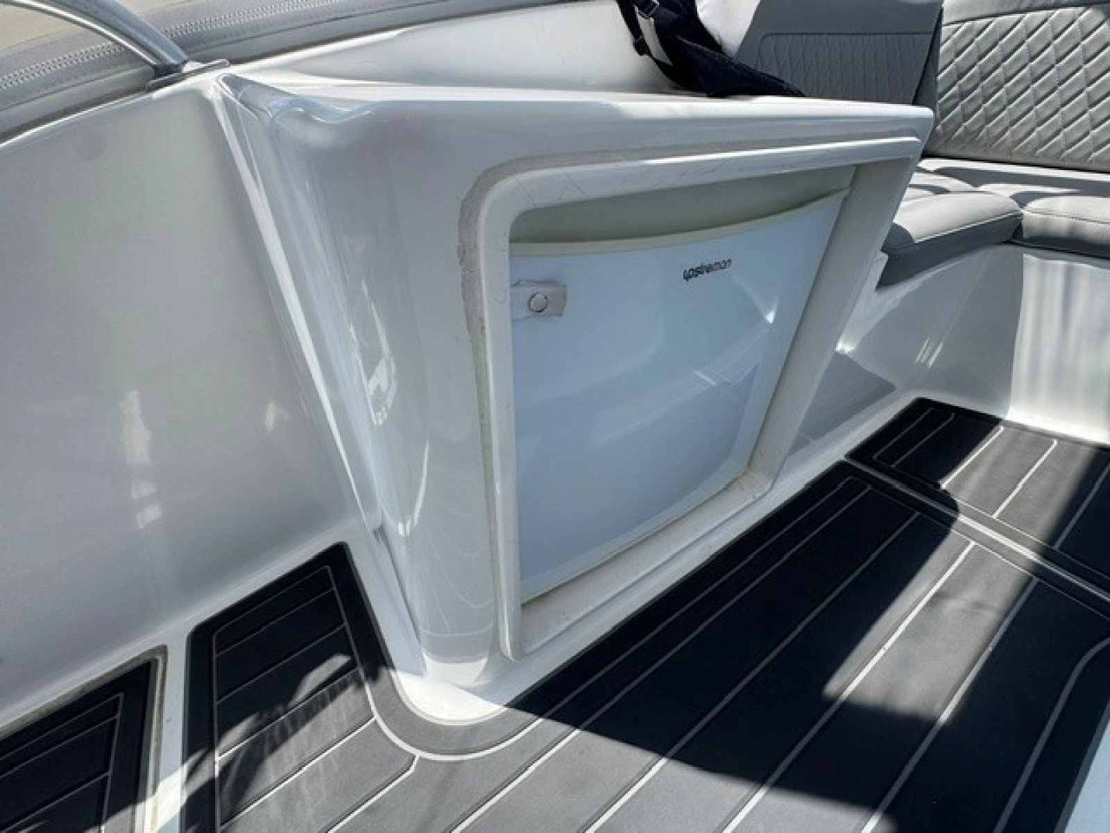 2007 Ocean Yachts 42SS