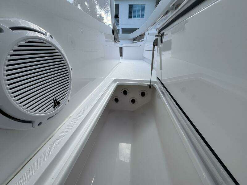 2024 Jupiter 38 HFS