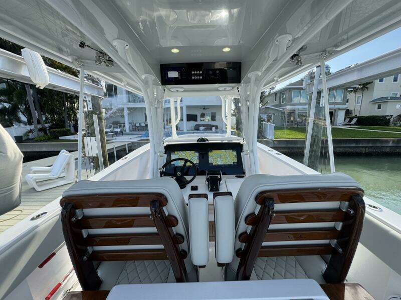 2024 Jupiter 38 HFS