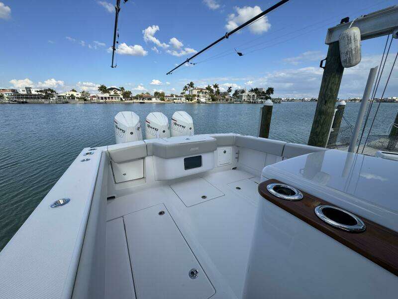 2024 Jupiter 38 HFS