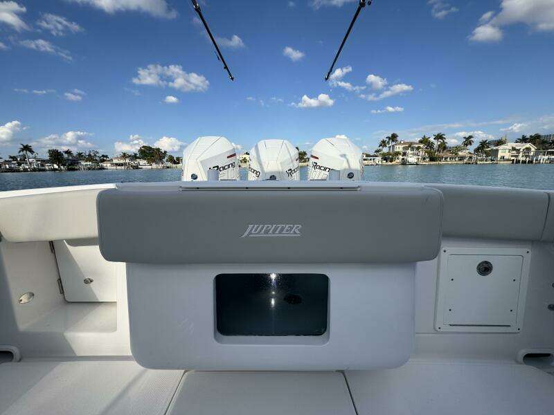 2024 Jupiter 38 HFS