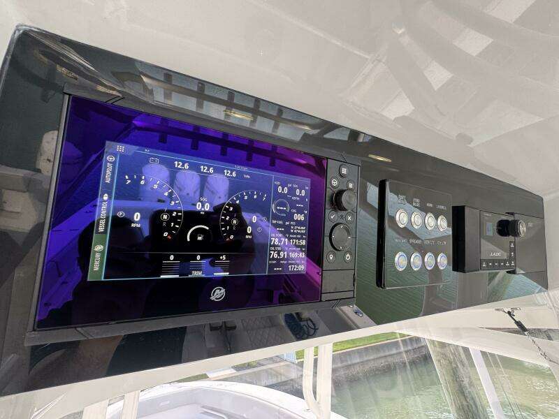 2024 Jupiter 38 HFS