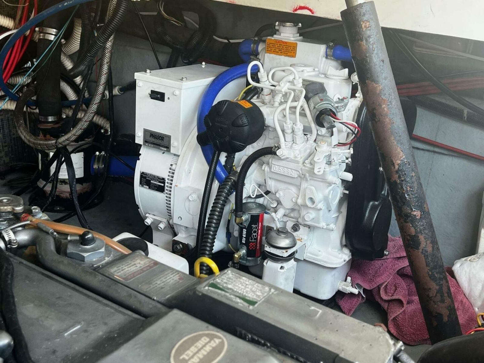 1997 Sea Ray 330 Express