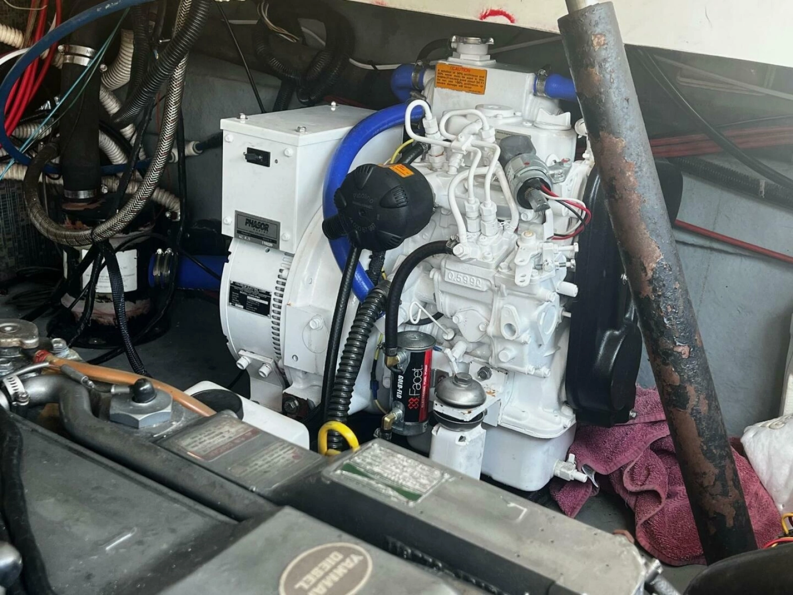 1997 Sea Ray 330 Express