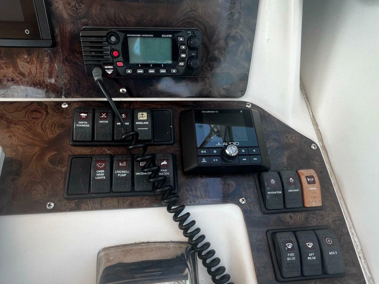 1997 Sea Ray 330 Express